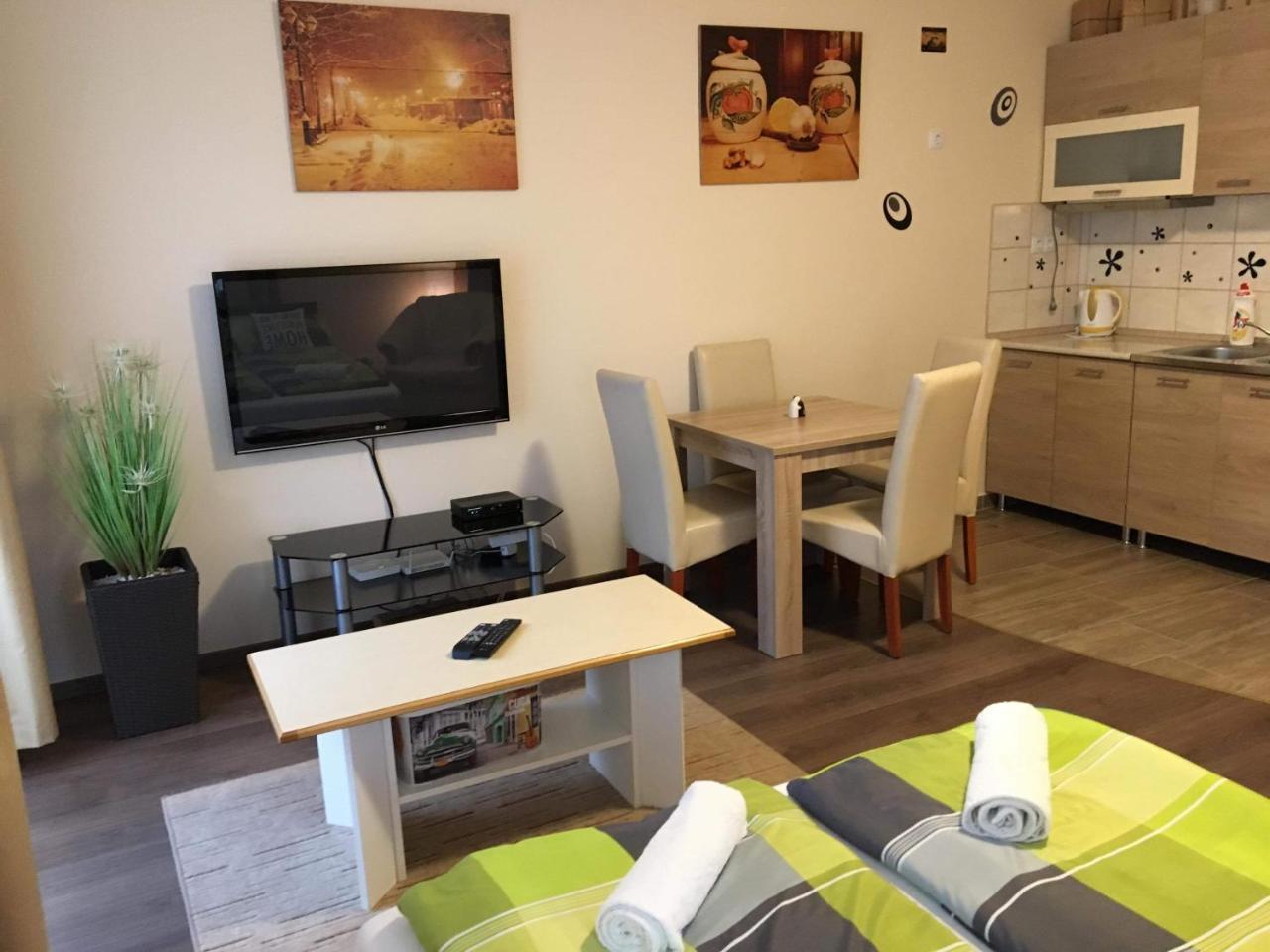 My Home Apartman Hajdúszoboszló Eksteriør billede